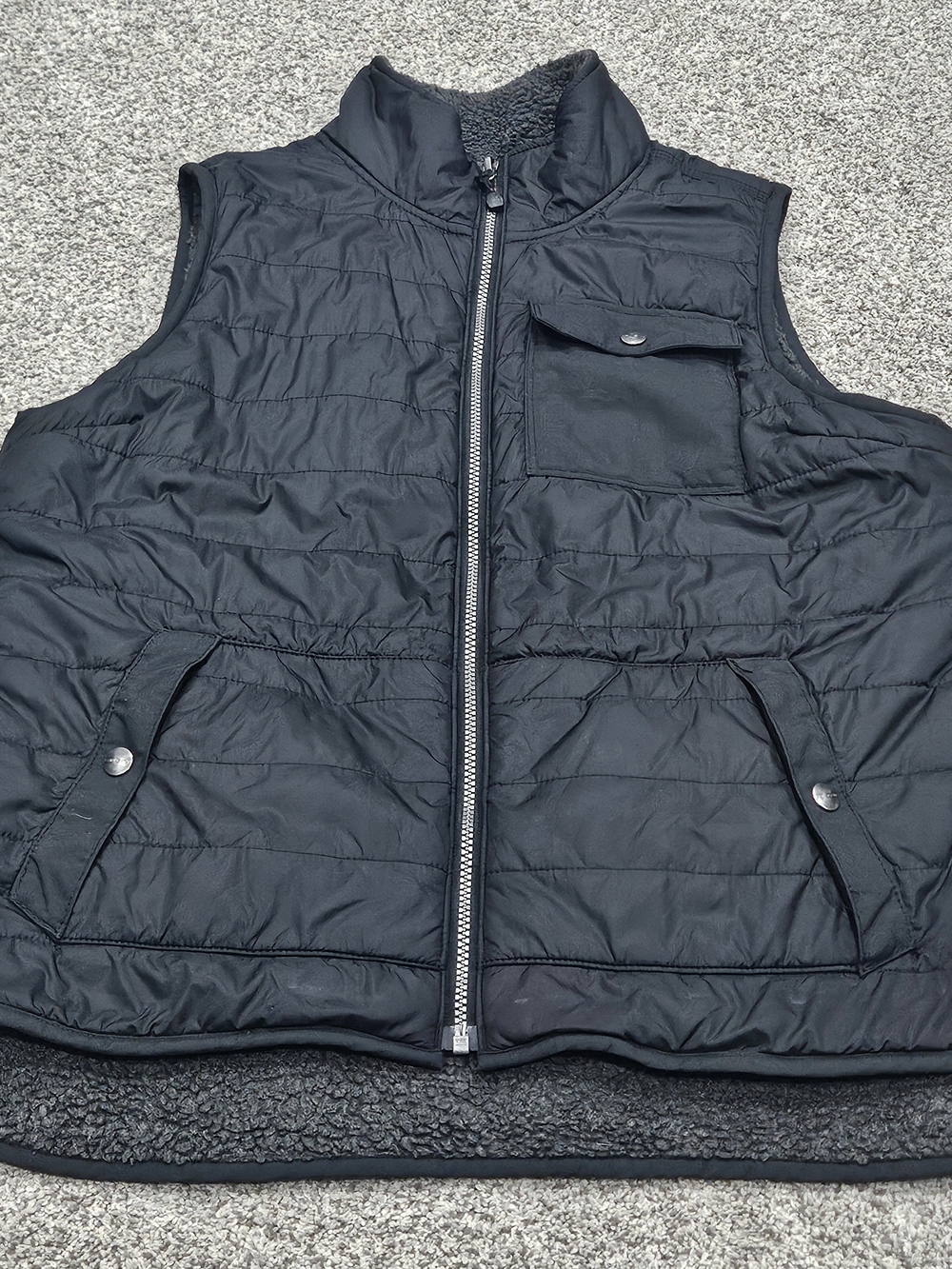 Carhartt Women's Black Quilted Fleece-Lined Vest